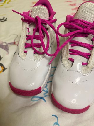 Sneakers Jordan Taglia 38
