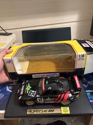 modellino auto Porsche 911 GT2 Taisan modellino