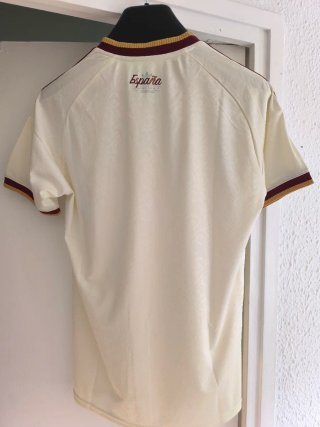 Camiseta beige con estampado