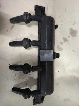 Colector Admisión,inyectores, bobina Peugeot 206