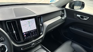 VOLVO XC60 2.0 B4 D Plus Dark Auto