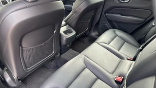VOLVO XC60 2.0 B4 D Plus Dark Auto