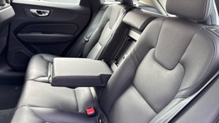 VOLVO XC60 2.0 B4 D Plus Dark Auto