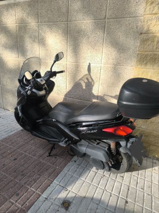 Yamaha X-MAX250 Negra Automática