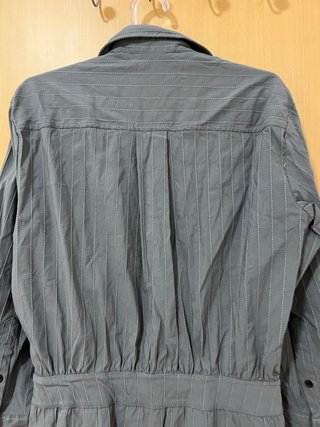 Vestido gris Zara