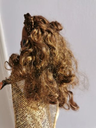 Muñeca L.O.L. Surprise! OMG Fierce Royal Bee