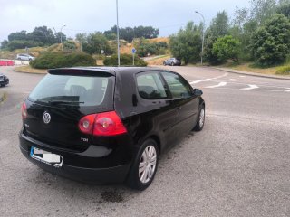 Volkswagen Golf 2004
