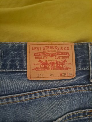 Levis Bootcut 512.Pantalon.30x32