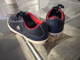 Zapatillas Lacoste Azul Marino y Rojo
