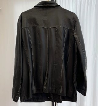 Chaqueta de cuero negra
