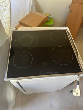 Lavavajillas, Vitrocerámica y Horno Balay