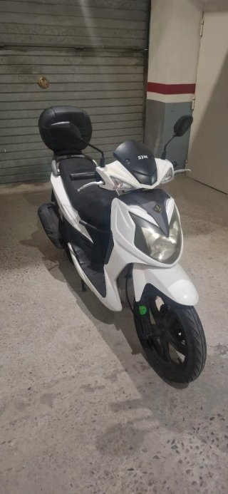 Moto SYM Symphony 125cc Scooter Automática