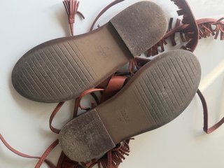 Sandalias planas Zara piel tachuelas