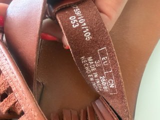 Sandalias planas Zara piel tachuelas