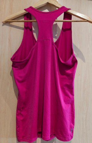 Camiseta tirantes Decathlon fucsia