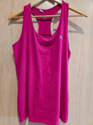 Camiseta tirantes Decathlon fucsia