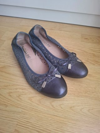 Zapatos planos Pitillos grises y plateados
