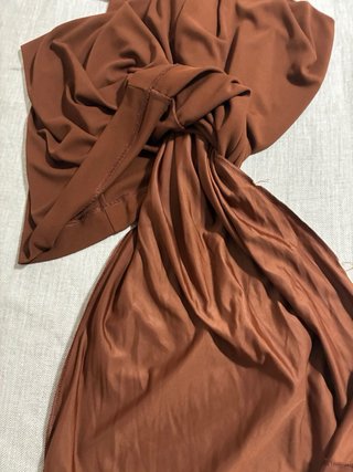 Vestido Mango marrón drapeado