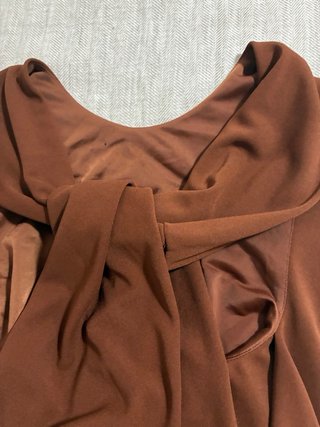Vestido Mango marrón drapeado