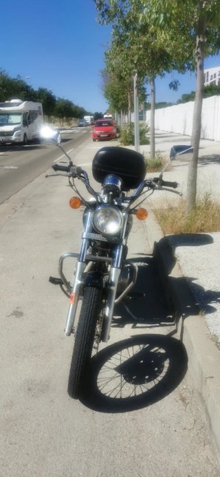 Honda Rebel CMX 250 Negra