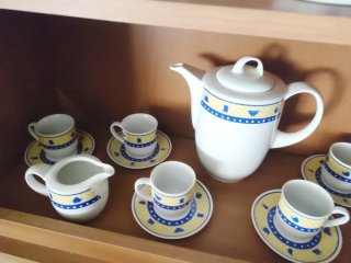 Juegos de café porcelana floral y de desayuno