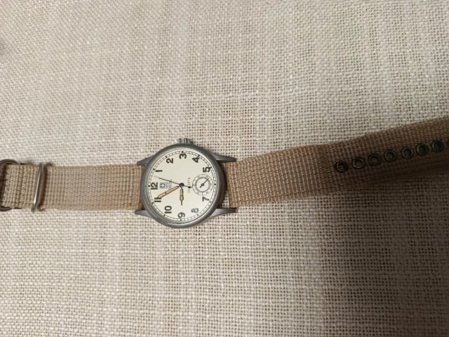 3 relojes WT World Time International