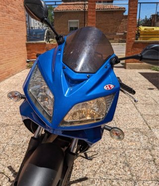 Moto Kymco Quannon 125cc Deportiva