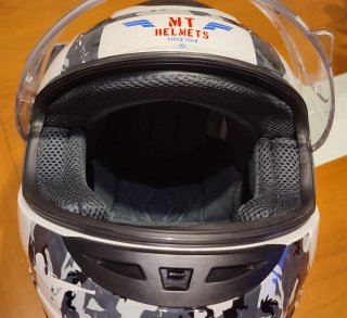 Casco de moto MT HELMETS