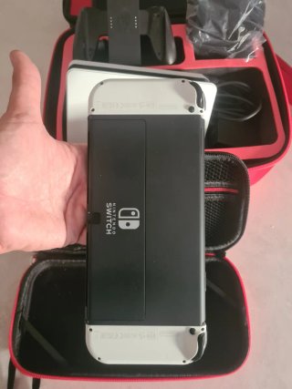 Nintendo Switch OLED Completa