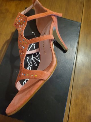 Zapatos de tacón  vestir marca algarra malvarrosa,