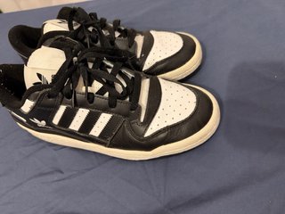 Adidas Forum Zapatillas Negras y Blancas
