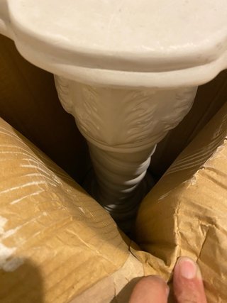 Columna y Estatua Venus de Escayola