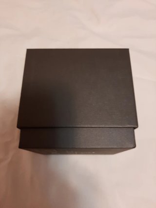Caja Reloj Emporio Armani Negra y Plateada