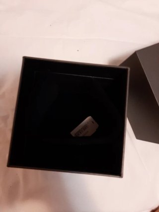 Caja Reloj Emporio Armani Negra y Plateada