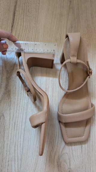 Sandalias Stradivarius Beige Tostado Talla 40