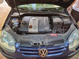 Volkswagen Golf 2004