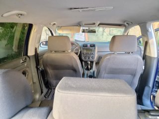 Volkswagen Golf 2004