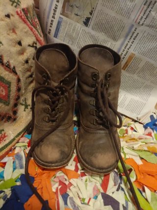 Botines de cuero envelhecido marrón de cuña