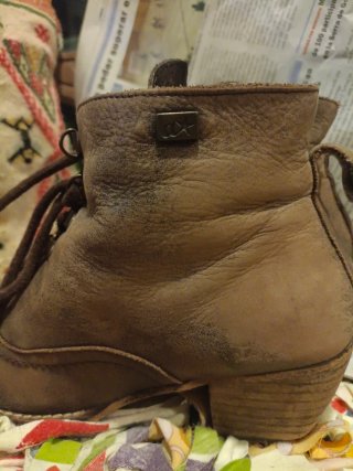 Botines de cuero envelhecido marrón de cuña