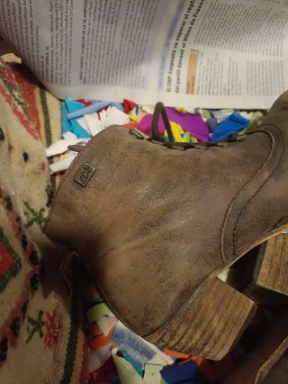 Botines de cuero envelhecido marrón de cuña