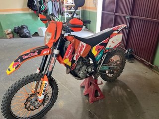KTM EXC250F Enduro Moto Naranja