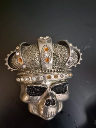 Hebilla Cinturón Calavera con Brillantes