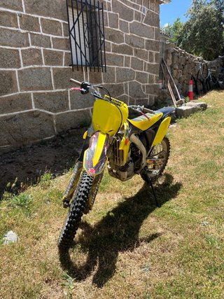 Suzuki RMZ 250 4T 2014 Motocross Enduro