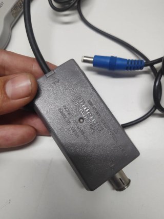 Super Nintendo (SNES) + Mando y cables originales.
