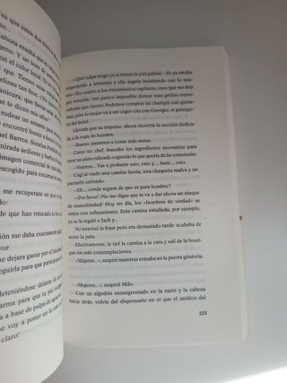 La mujer de papel, novela de Guillaume Musso