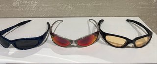 3 Gafas de Sol Rojas
