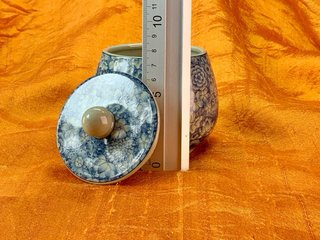 Azucarero de porcelana gris