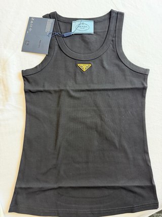 Camisetas Prada Mujer Blancas y Negras