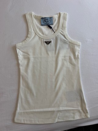 Camisetas Prada Mujer Blancas y Negras