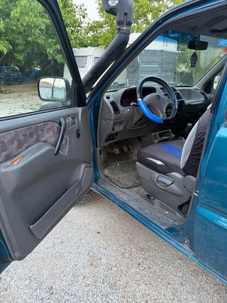 Nissan Terrano II 1998